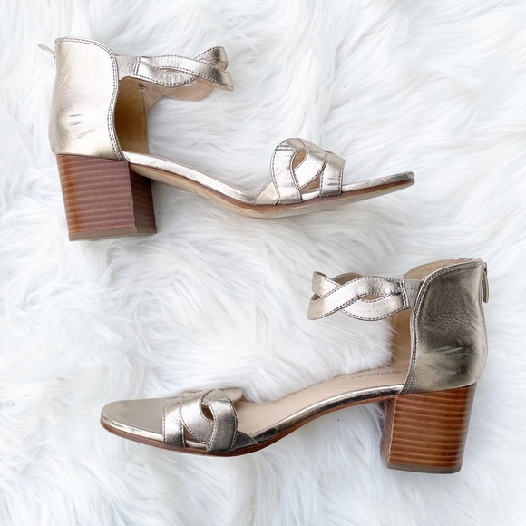 Via Spiga Stacked Heel Gold Leather Sandals - Picture 3 of 7